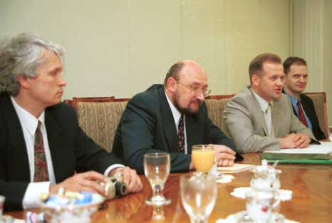 Arturas Skardzius z delegacją w Senacie RP
