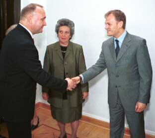 Minister Indulis Berzins, marszałek Alicja Grześkowiak, wicemarszałek Donald Tusk