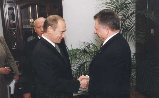 Prezydent Rosji Władimir Putin i marszałek Senatu Longin Pastusiak