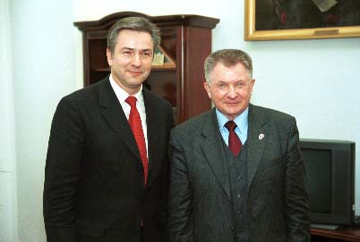 Przewodniczący Bundesratu RFN Klaus Wowereit i marszałek Senatu RP Longin Pastusiak