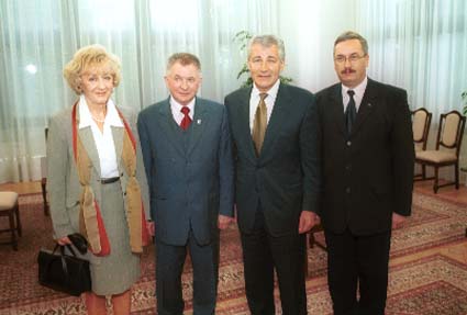 Sen. G. Grabowska, L. Pastusiak, C. Hagel,  Z. Kulak 