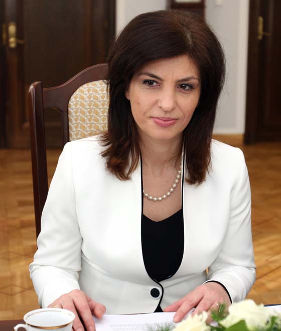 Jozefina Topalli, przewodnicząca parlamentu Albanii