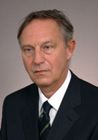 Krzysztof Piesiewicz 
